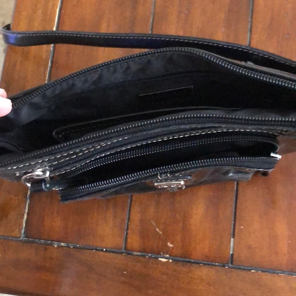 Black leather crossbody - Picture 3 of 4